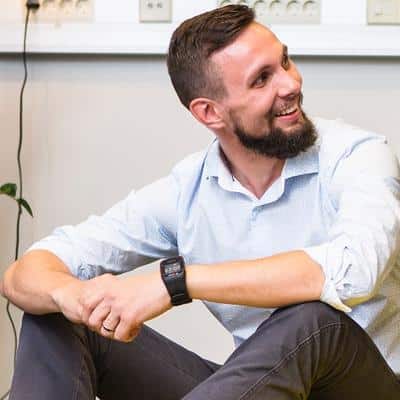 toni mikkola amor labor topaasia